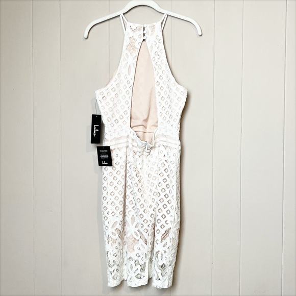 Lulus NWT Steal A Kiss White Lace Dress Medium mini halter fitted open back‎ - Picture 6 of 12
